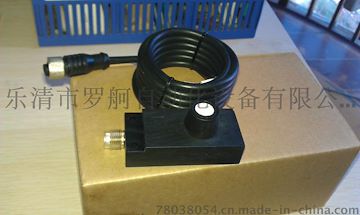 堡盟baumer超声波接近开关UNDK 30I6103